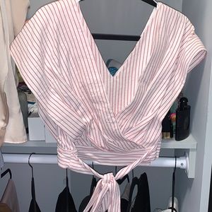 Red / stripped cropped top